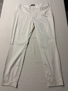 bebe White Tailored Slim Capris with Cuffed Hem